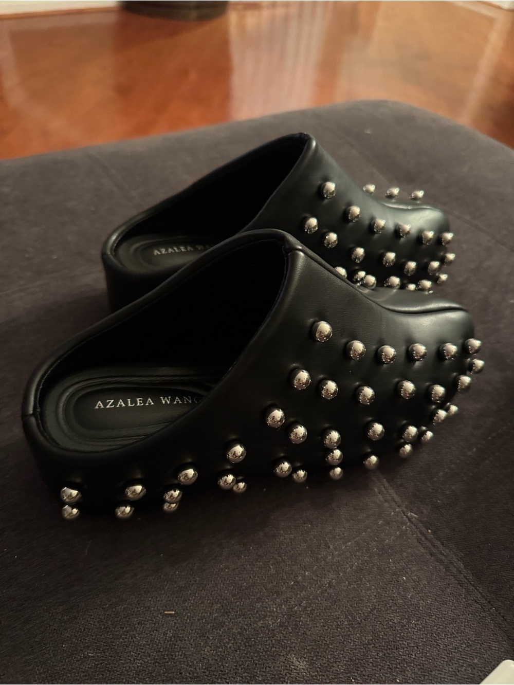 Azalea Wang Black Studded Mule Clogs - Picture 4 of 6